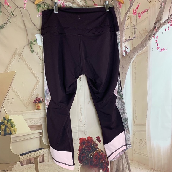 SOLD NEW Lululemon Retreat 7/8 Drawstring black - Picture 7 of 8